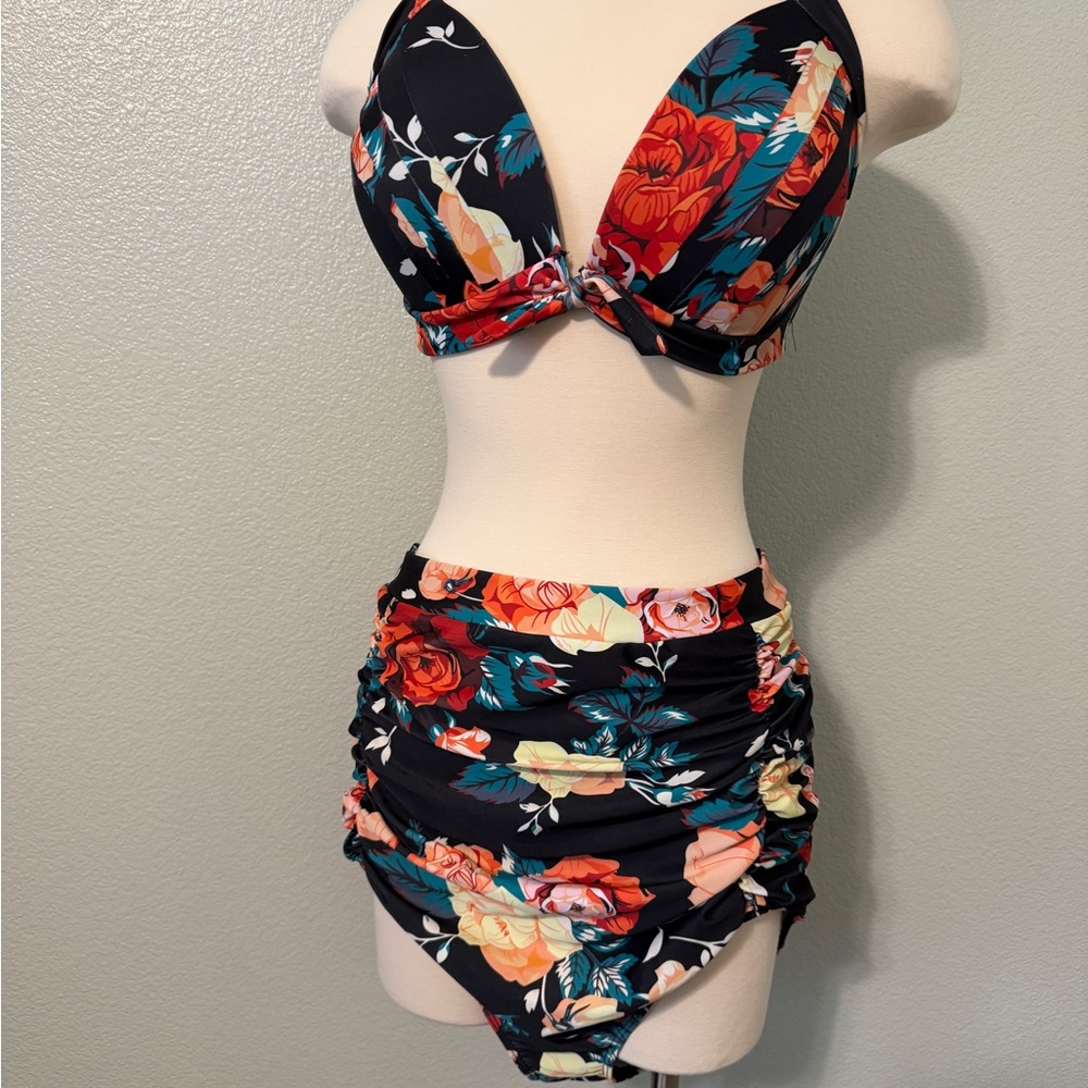COCOSHIP Black‎ and White Bikini